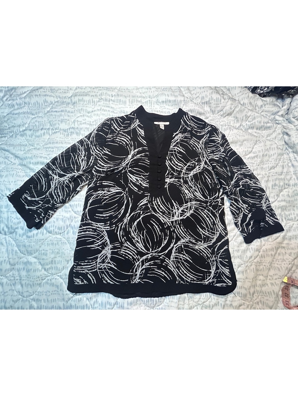 JM Collection Black White Abstract Circle Print Tunic Blouse Women’s Size 12